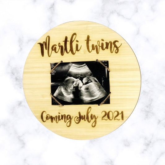 Pregnancy Announcement Plaque with Photo Holder - KnK krafts